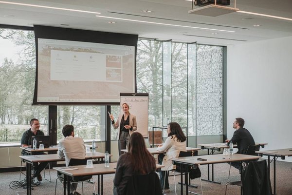 Sélectionner le meilleur lieu pour un séminaire d'entreprise